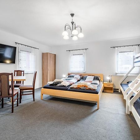 Ferienwohnung Marzebilla Pod Klinovcem Vejprty Exterior foto